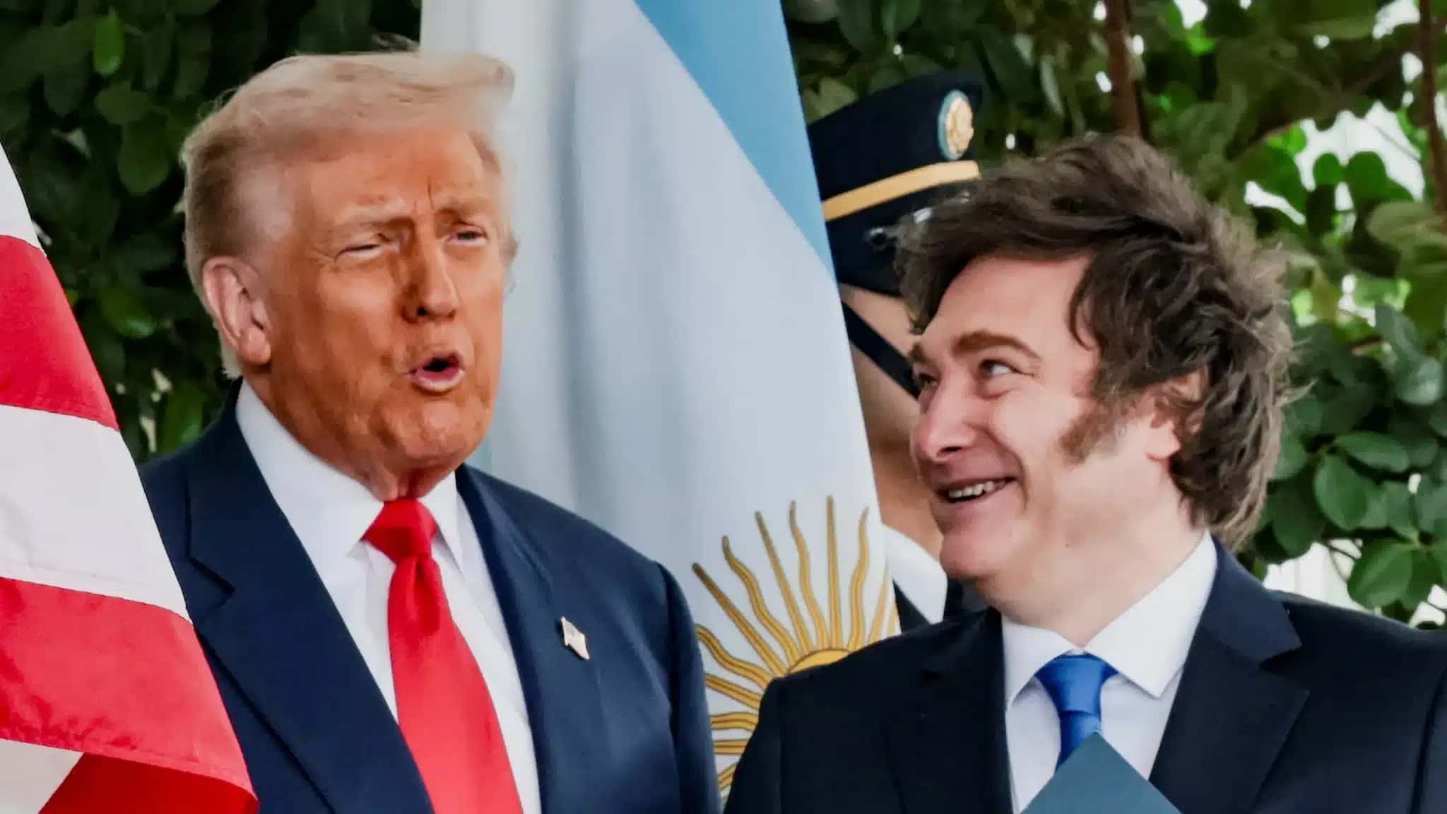 Trump comemora vitória de Milei e diz que EUA “lucraram”