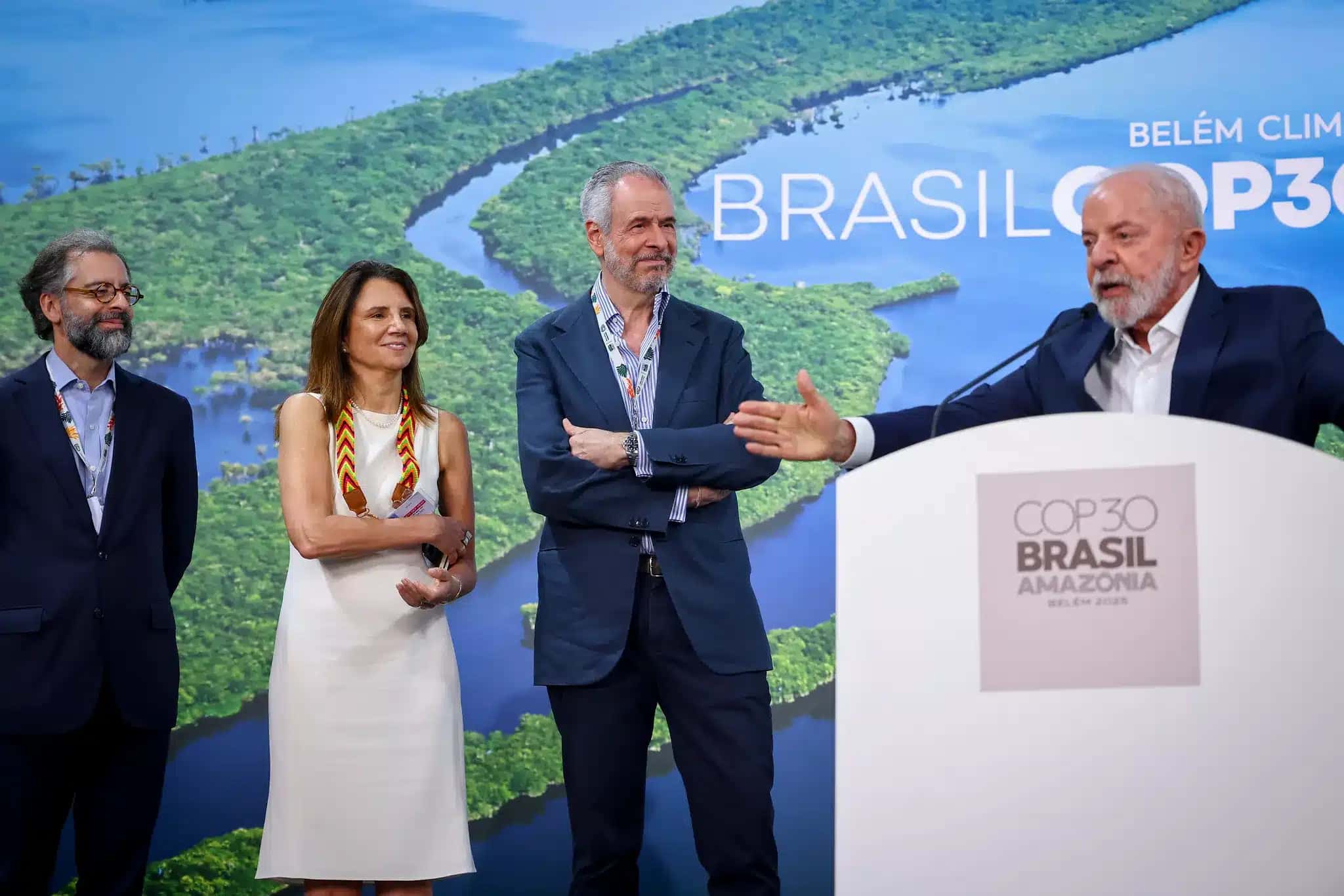 Lula expressa satisfação com investimento alemão na COP30