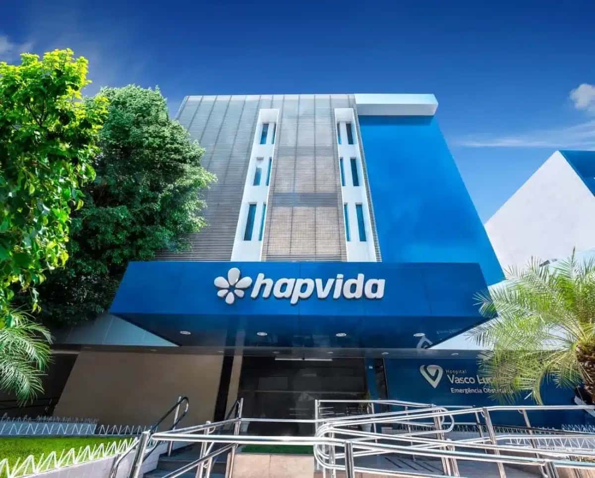 Hapvida em Crise: Ação Cai 75% e Futuro Incerto Após Resultados Devastadores em 2025