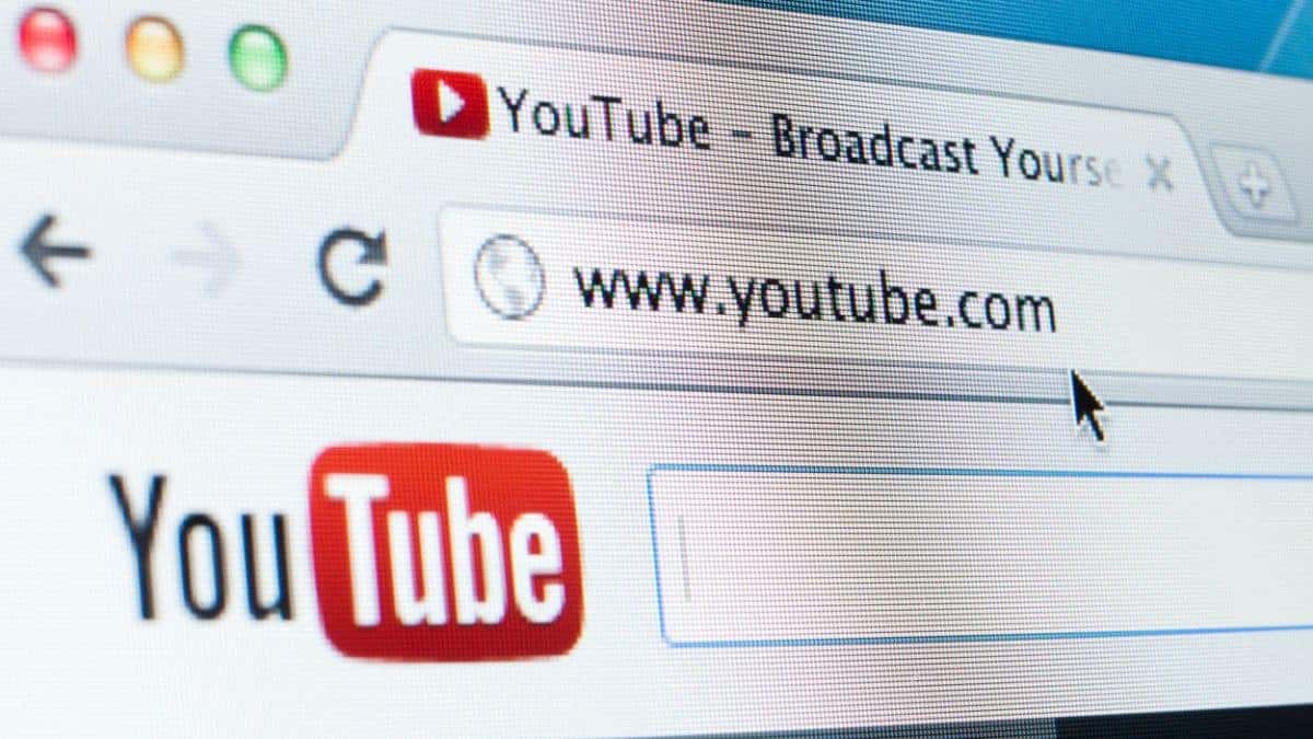 YouTube: O Gigante da Mídia que Pode Triplicar seu Investimento em 2026!