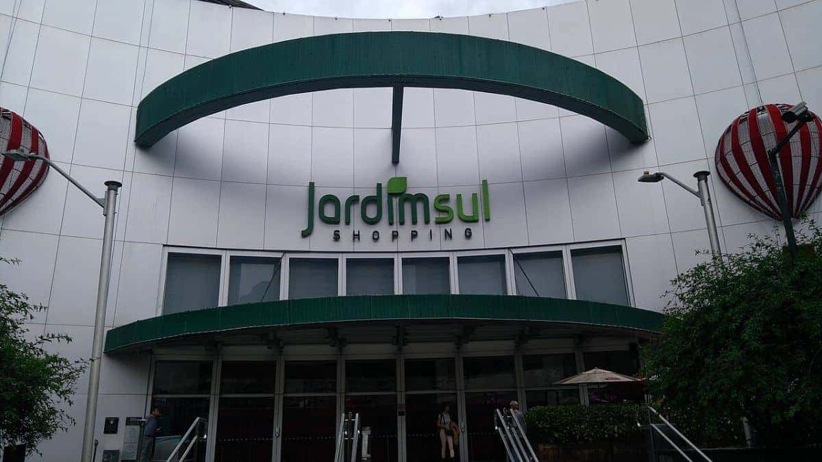 Hedge Brasil e Pátria Malls: Mega Venda de Shopping por R$ 128 Milhões!