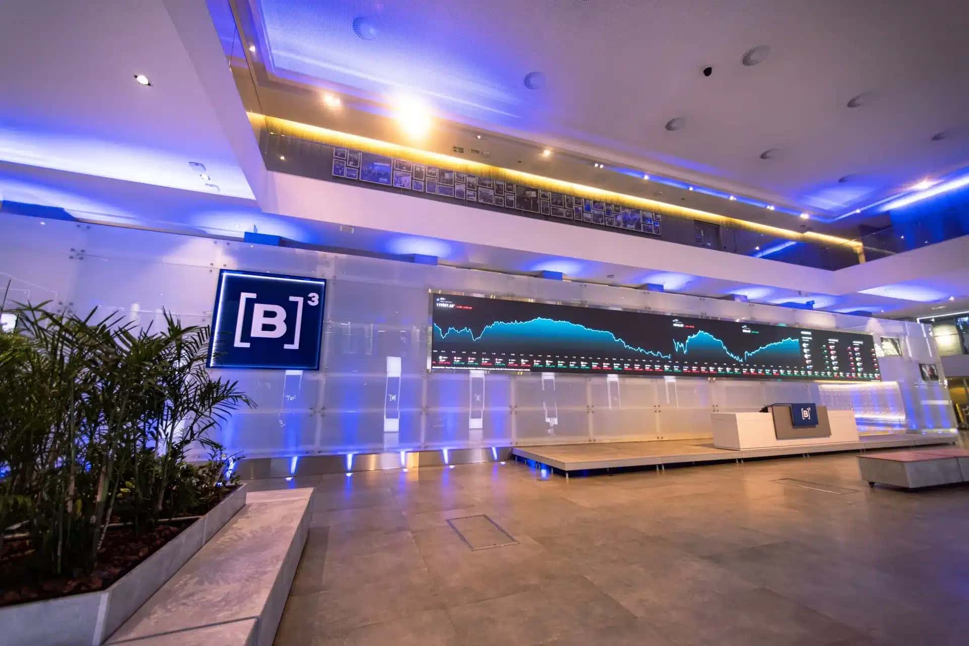 Ibovespa Dispara com Esperança de Acordo no Oriente Médio e Acerto no Mercado!