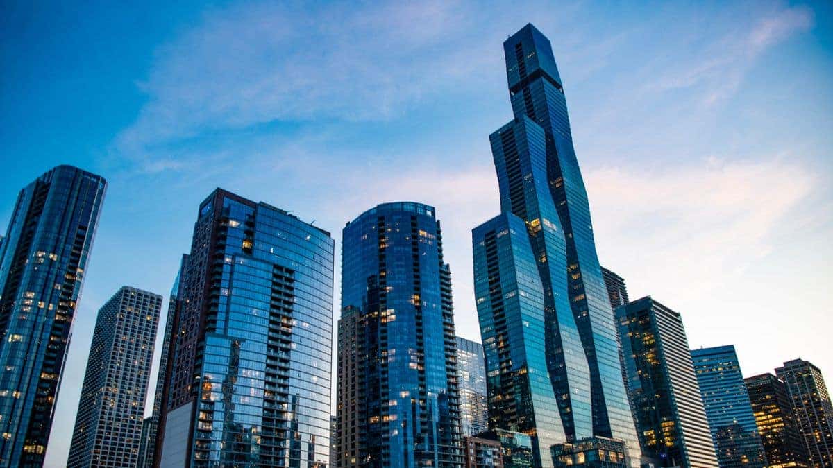 FIIs Anunciam Operações Lucrativas: Pátria Renda, BTG e Alianza Brilham no Mercado!
