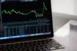 Track Record: Como Avaliar o Desempenho Histórico de Fundos de Investimento