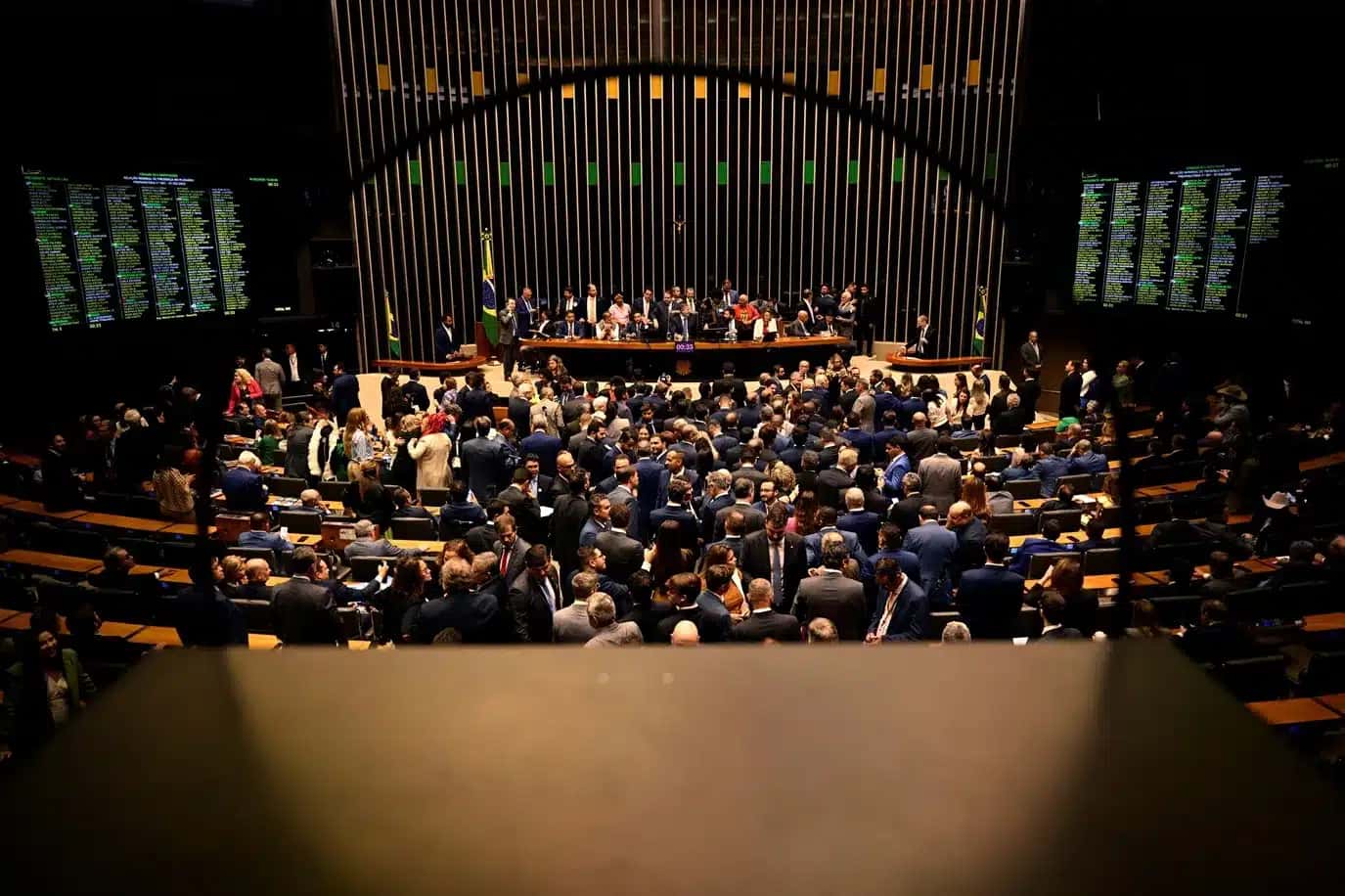 Moraes decreta prisão preventiva de Filipe Martins por suposta simulação de entrada nos EUA