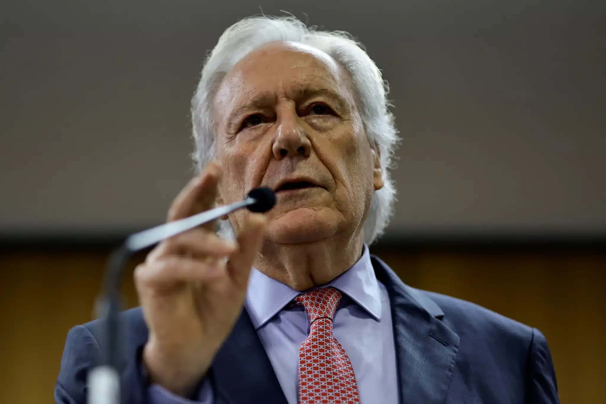 Ricardo Lewandowski deixa ministério após desgaste e nova proposta do governo
