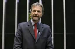 PT e EUA buscam parceria estratégica para terras raras no Brasil