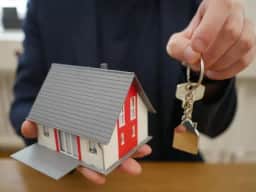 Mercado Imobiliário Brasileiro Acelera em 2025 com Valorização de 6,52%